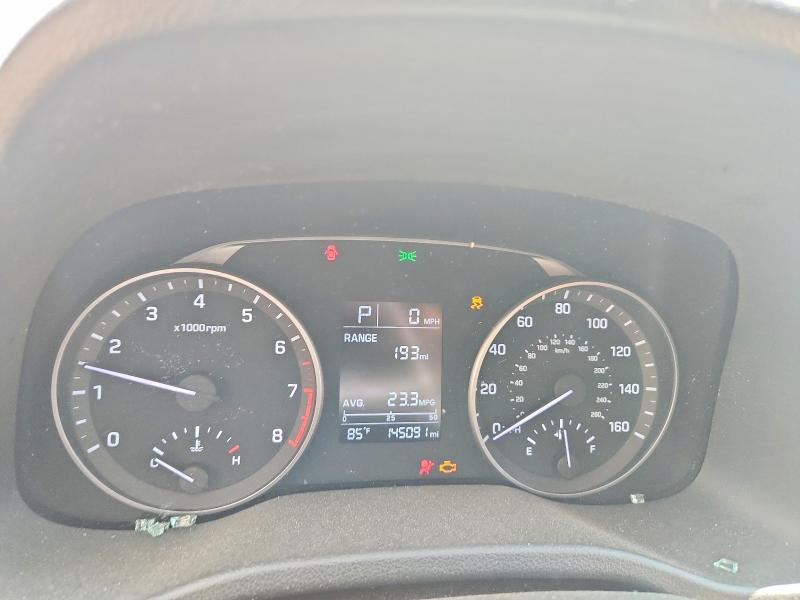 2018 Hyundai Elantra მანქანა იყიდება აუქციონზე, vin: 5NPD74LFXJH354990, აუქციონის ნომერი: 55759086