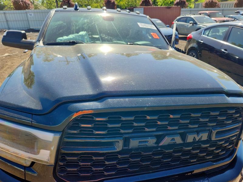 55407536 :رقم المزاد ، 3C63R3LL6NG428630 vin ، 2022 Ram 3500 مزاد بيع