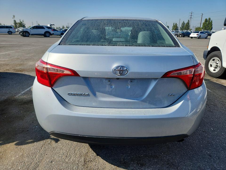 55903876 :رقم المزاد ، 5YFBURHE0KP894379 vin ، 2019 Toyota Corolla مزاد بيع