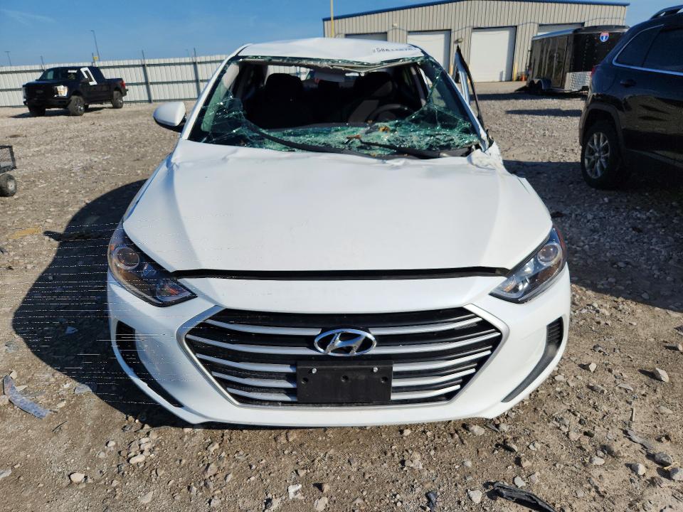 58614876 :رقم المزاد ، 5NPD84LF3JH236244 vin ، 2018 Hyundai Elantra مزاد بيع