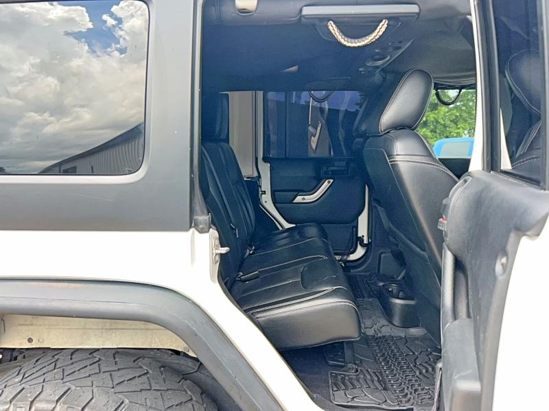 57551166 :رقم المزاد ، 1C4BJWFG3FL530855 vin ، 2015 Jeep Wrangler Unlimited مزاد بيع
