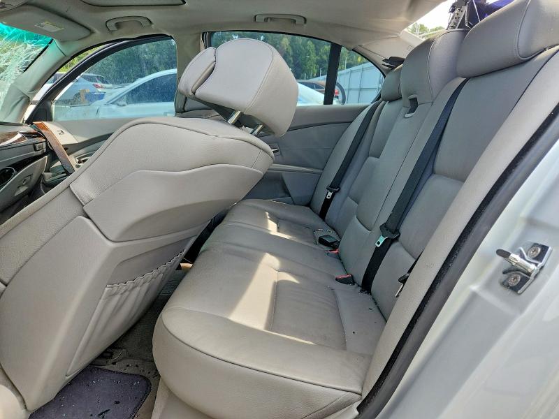 2007 Bmw 530 მანქანა იყიდება აუქციონზე, vin: WBANE73507CM55203, აუქციონის ნომერი: 57354436