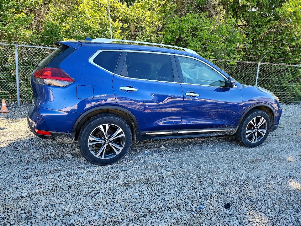 Продажа на аукционе авто 2018 Nissan Rogue, vin: 5N1AT2MV8JC793184, номер лота: 55587176