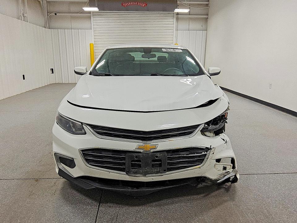 57035186 :رقم المزاد ، 1G1ZD5ST1JF219217 vin ، 2018 Chevrolet Malibu مزاد بيع