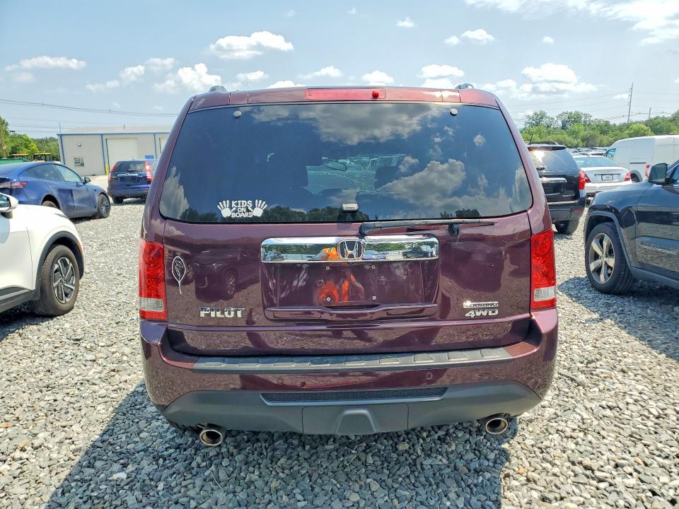 59174546 :رقم المزاد ، 5FNYF4H93FB049960 vin ، 2015 Honda Pilot مزاد بيع