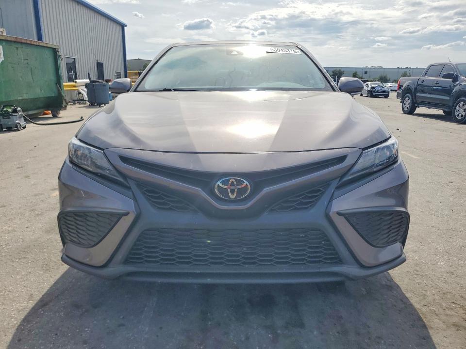 Auction sale of the 2024 Toyota Camry, vin: 4T1G11AK3RU915461, lot number: 56045376