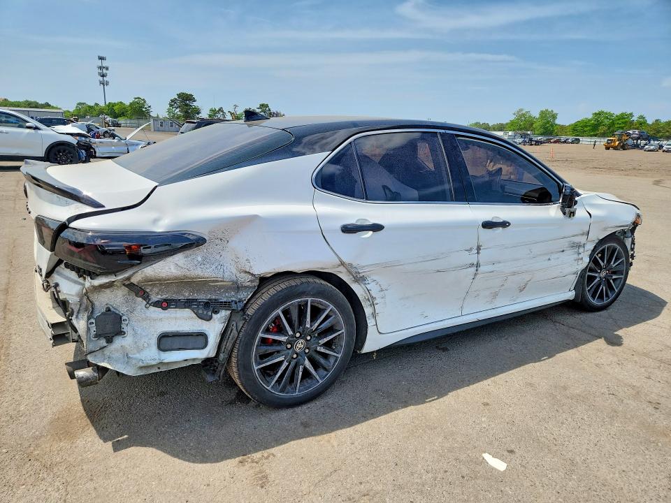 56664476 :رقم المزاد ، 4T1T11BK5PU079100 vin ، 2023 Toyota Camry مزاد بيع
