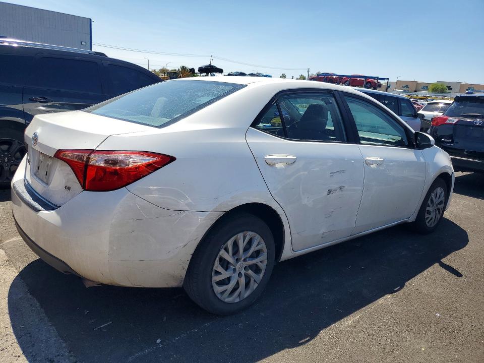 Aukcja sprzedaży 2017 Toyota Corolla, vin: 5YFBURHE0HP606269, numer aukcji: 57592036