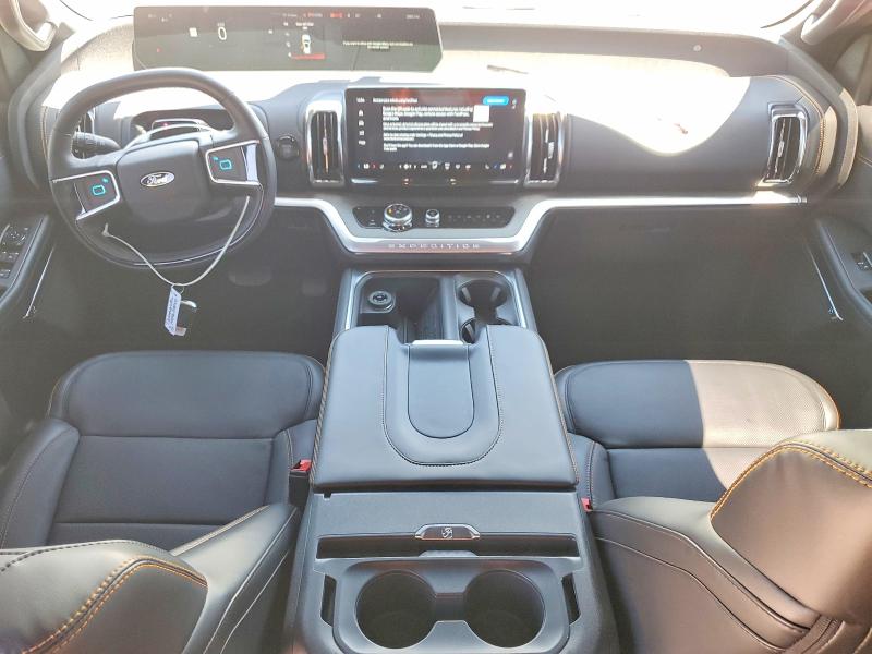 Продажа на аукционе авто 2025 Ford Expedition, vin: 1FMJU1RG9SEA69673, номер лота: 53411136