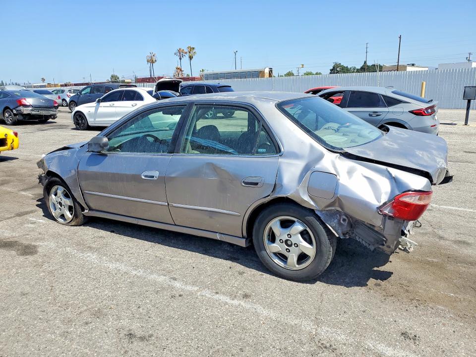 56331486 :رقم المزاد ، JHMCG6685YC005437 vin ، 2000 Honda Accord مزاد بيع