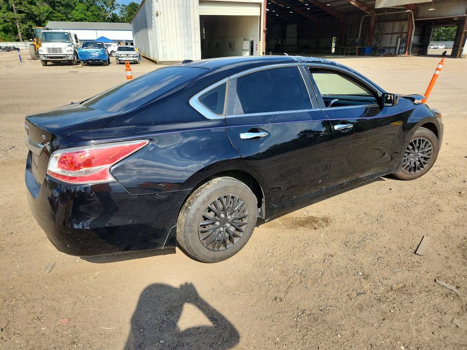 56327486 :رقم المزاد ، 1N4AL3AP3FN873736 vin ، 2015 Nissan Altima مزاد بيع