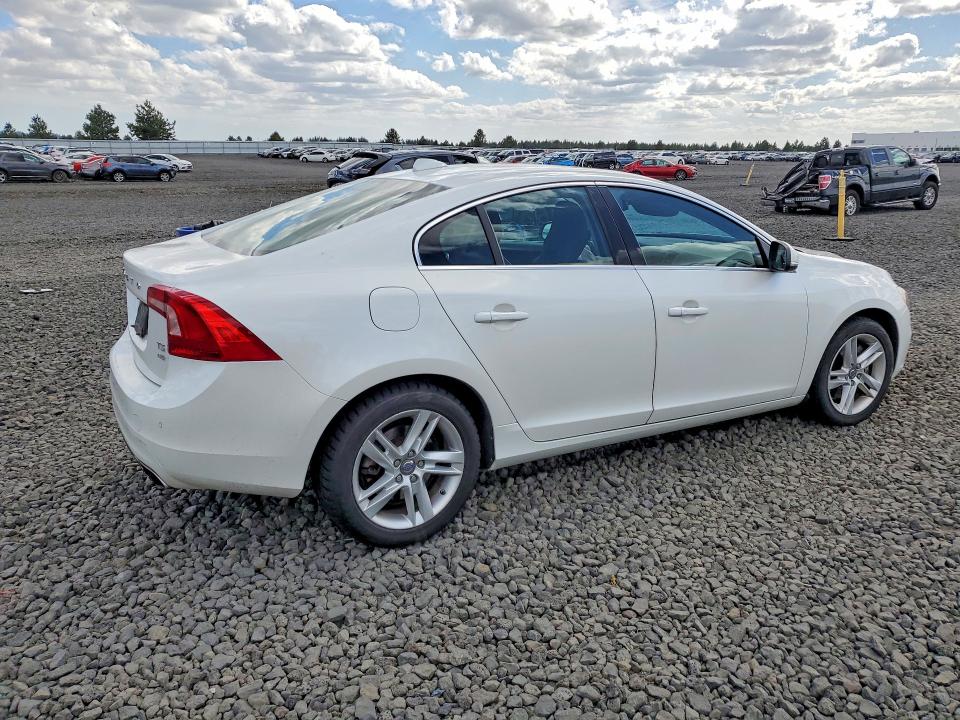 Продажа на аукционе авто 2015 Volvo S60, vin: YV1612TB8F2308282, номер лота: 56527856