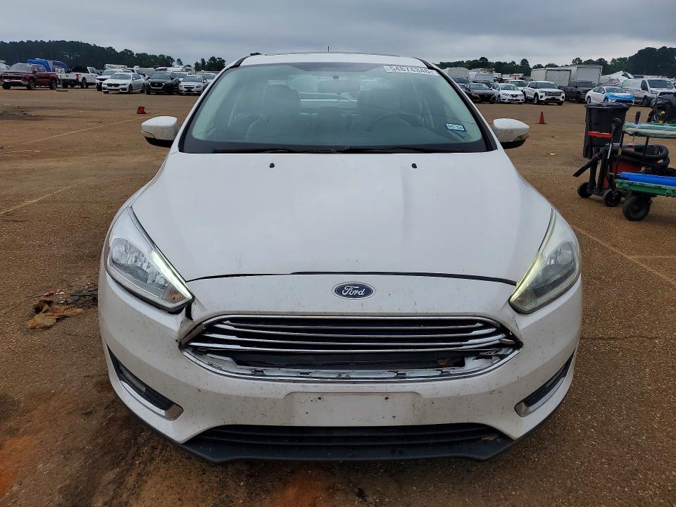 54874346 :رقم المزاد ، 1FADP3J27GL369208 vin ، 2016 Ford Focus مزاد بيع