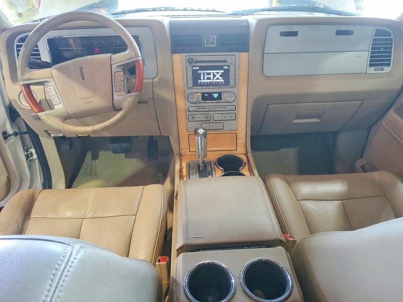 56767176 :رقم المزاد ، 5LMFL28568LJ05772 vin ، 2008 Lincoln Navigator مزاد بيع