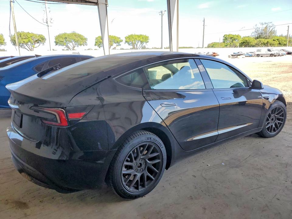 58129696 :رقم المزاد ، 5YJ3E1EA1RF825470 vin ، 2024 Tesla Model 3 مزاد بيع