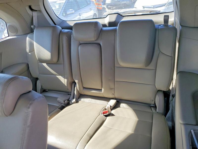 55825956 :رقم المزاد ، 5FNRL5H93BB043752 vin ، 2011 Honda Odyssey مزاد بيع