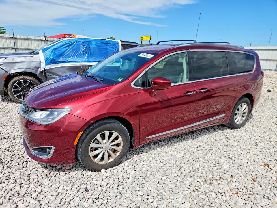 2018 Chrysler Pacifica მანქანა იყიდება აუქციონზე, vin: 2C4RC1BG8JR214112, აუქციონის ნომერი: 54848526