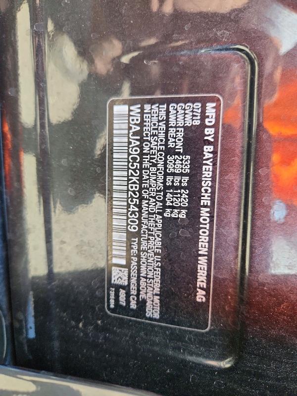 56523286 :رقم المزاد ، WBAJA9C52KB254309 vin ، 2019 Bmw 530e مزاد بيع