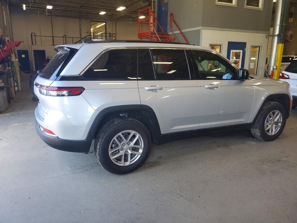 Auction sale of the 2025 Jeep Grand Cherokee, vin: 1C4RJHAG5SC353432, lot number: 55410376