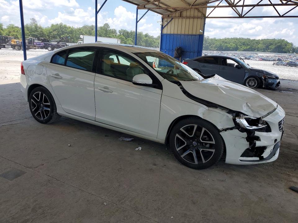 2017 Volvo S60 მანქანა იყიდება აუქციონზე, vin: YV126MFL7H2422731, აუქციონის ნომერი: 57040916