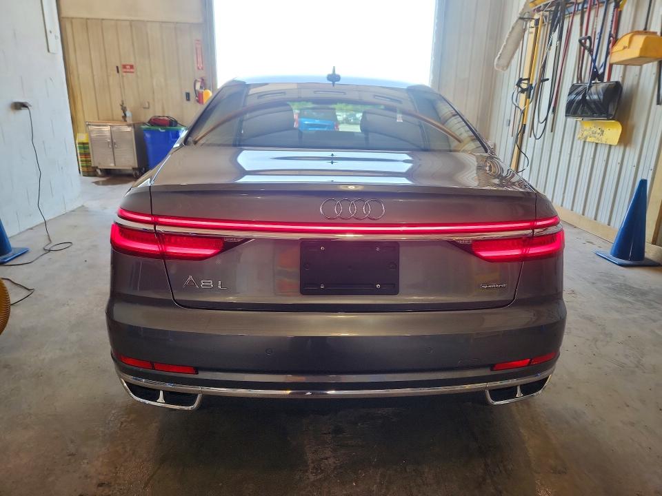 Продажа на аукционе авто 2019 Audi A8, vin: WAU8DAF89KN010930, номер лота: 54680926