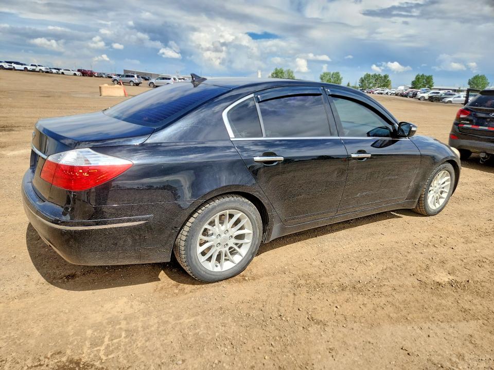 Продажа на аукционе авто 2011 Hyundai Genesis, vin: KMHGC4DE5BU142175, номер лота: 56108606