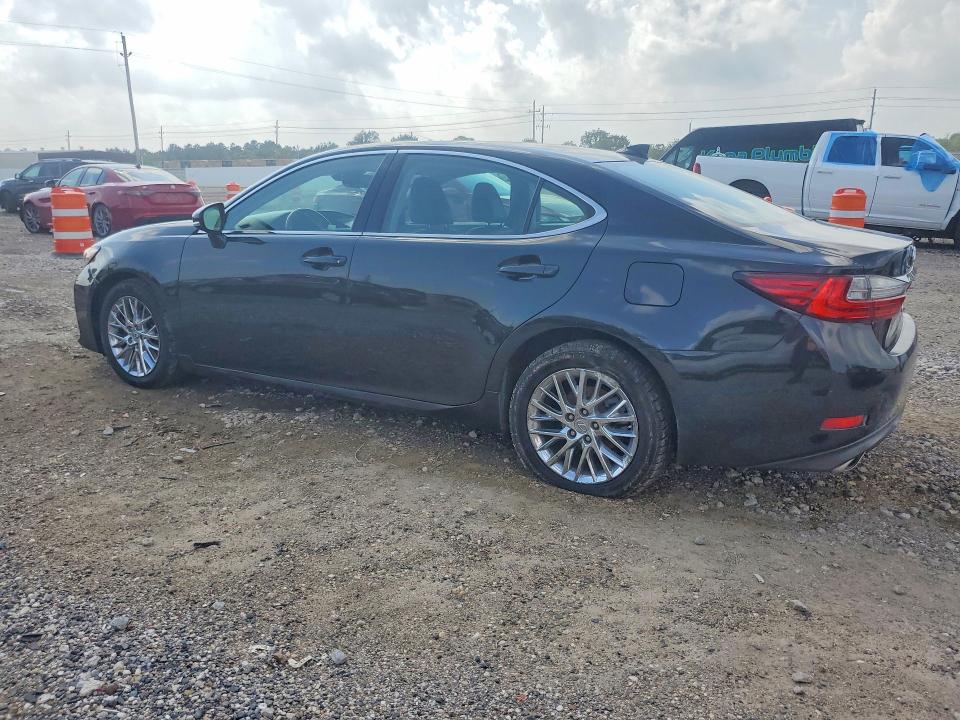 57899036 :رقم المزاد ، 58ABK1GG7HU036403 vin ، 2017 Lexus Es مزاد بيع