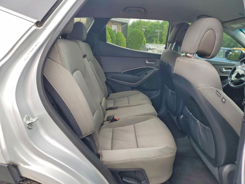2016 Hyundai Santa Fe Sport მანქანა იყიდება აუქციონზე, vin: 5XYZU3LB8GG370451, აუქციონის ნომერი: 55711366