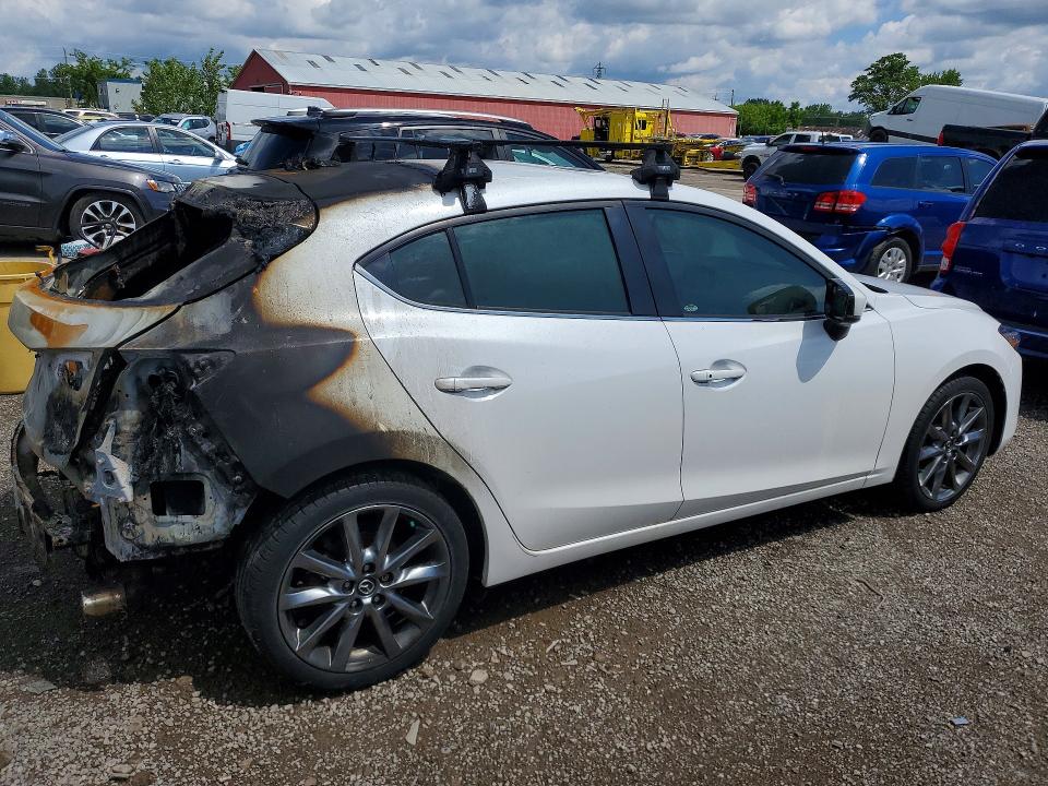 Продажа на аукционе авто 2018 Mazda 3, vin: 3MZBN1M33JM210530, номер лота: 57512246
