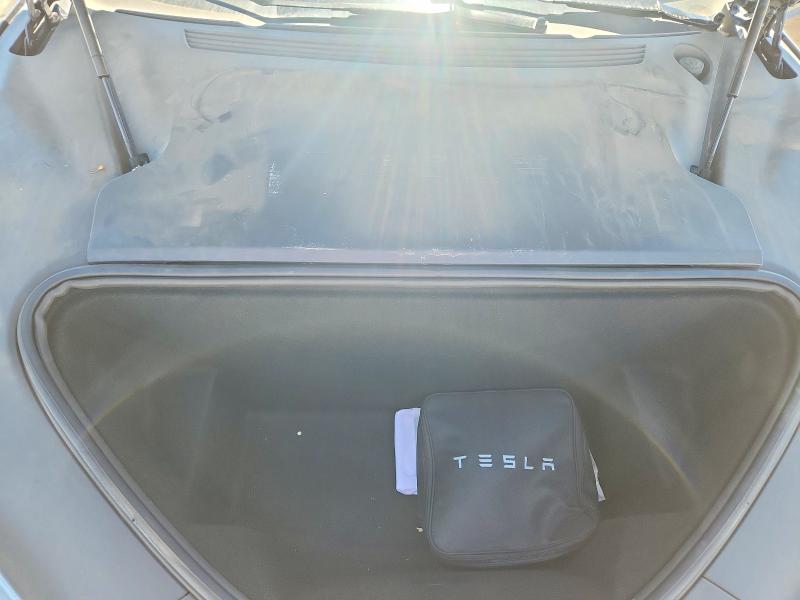 58761086 :رقم المزاد ، 5YJSA1E20MF427773 vin ، 2021 Tesla Model S مزاد بيع
