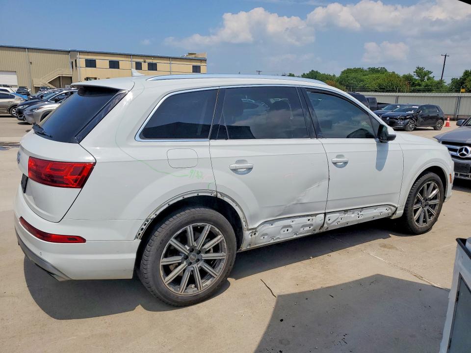 57607756 :رقم المزاد ، WA1LHAF77KD016170 vin ، 2019 Audi Q7 مزاد بيع