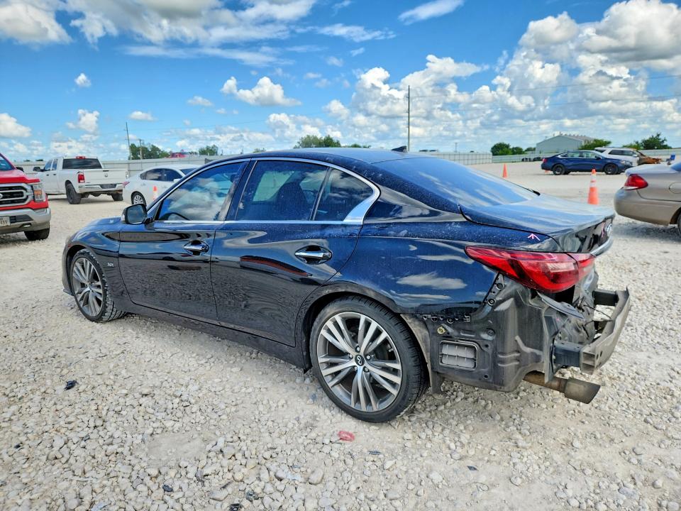 56545306 :رقم المزاد ، JN1EV7AP6JM363296 vin ، 2018 Infiniti Q50 مزاد بيع