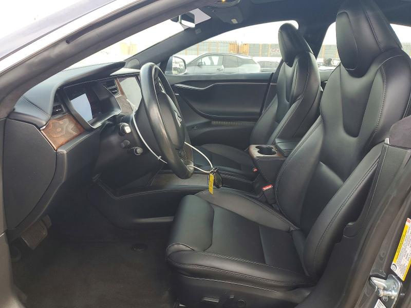 56134286 :رقم المزاد ، 5YJSA1E24LF361632 vin ، 2020 Tesla Model S مزاد بيع