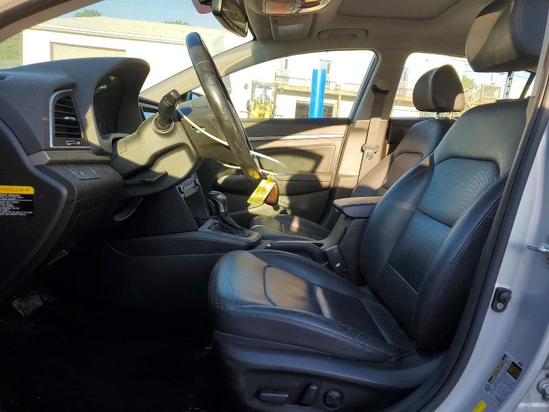 2017 Hyundai Elantra მანქანა იყიდება აუქციონზე, vin: KMHD84LF6HU267029, აუქციონის ნომერი: 55649516