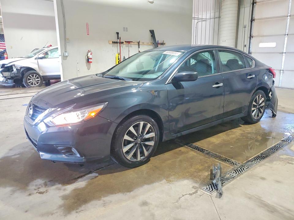 56588886 :رقم المزاد ، 1N4AL3AP7HC272358 vin ، 2017 Nissan Altima مزاد بيع