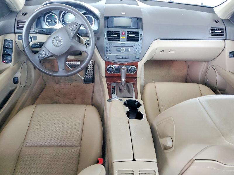 55693816 :رقم المزاد ، WDDGF5EB5BR138044 vin ، 2011 Mercedes-benz C مزاد بيع