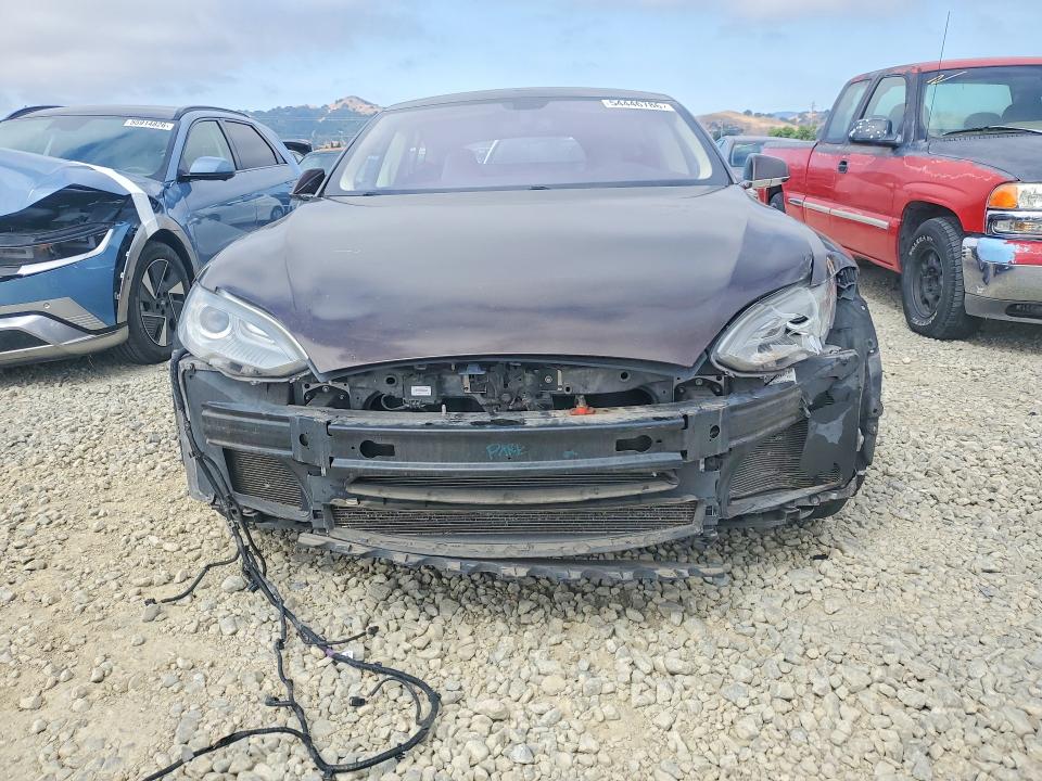 2014 Tesla Model S მანქანა იყიდება აუქციონზე, vin: 5YJSA1H13EFP50056, აუქციონის ნომერი: 54446786