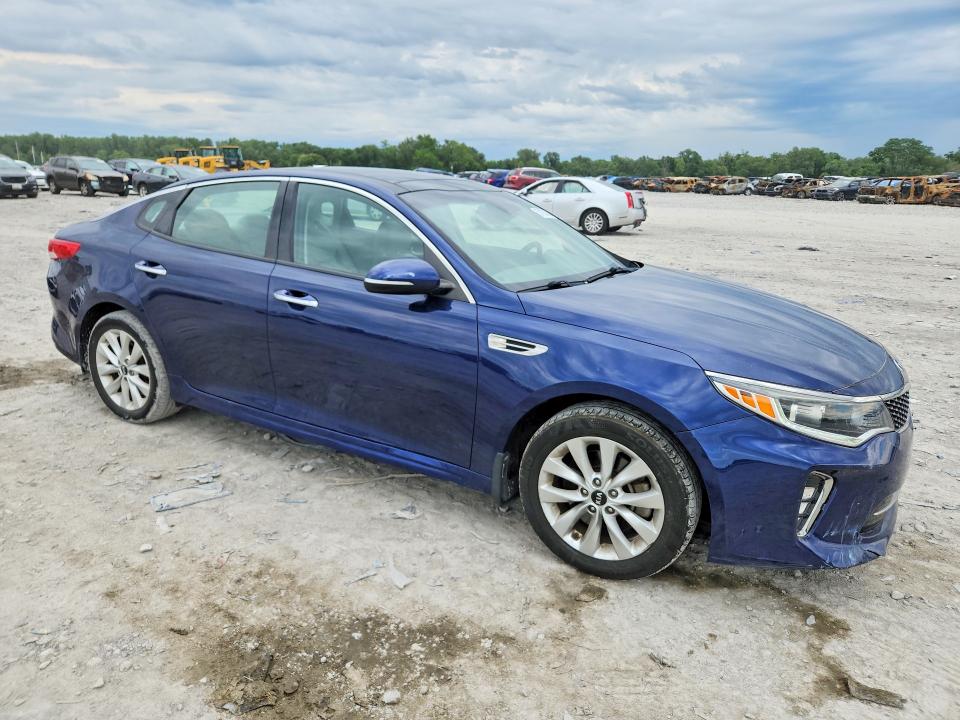 Продаж на аукціоні авто 2018 Kia Optima, vin: 5XXGU4L33JG225982, номер лоту: 57627646