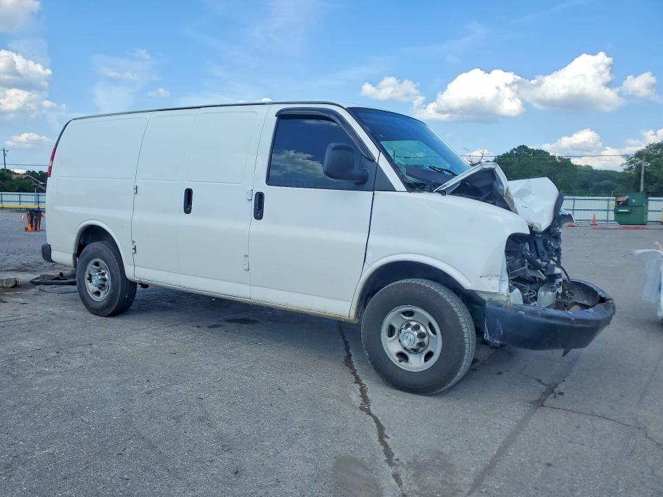 56886456 :رقم المزاد ، 1GCWGFCF9F1119533 vin ، 2015 Chevrolet Express G2500 مزاد بيع