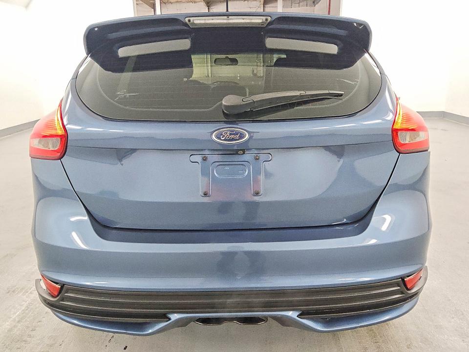 Продаж на аукціоні авто 2018 Ford Focus, vin: 1FADP3L97JL205264, номер лоту: 58499186