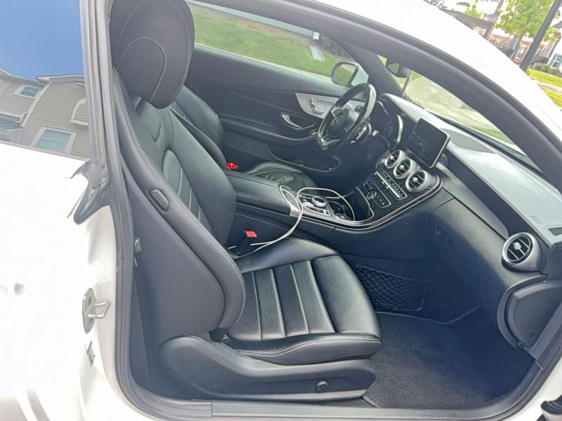 58349596 :رقم المزاد ، WDDWJ4KB7HF538870 vin ، 2017 Mercedes-benz C مزاد بيع