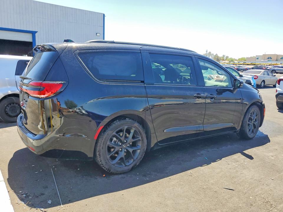 55771386 :رقم المزاد ، 2C4RC1GG7SR512595 vin ، 2025 Chrysler Pacifica مزاد بيع