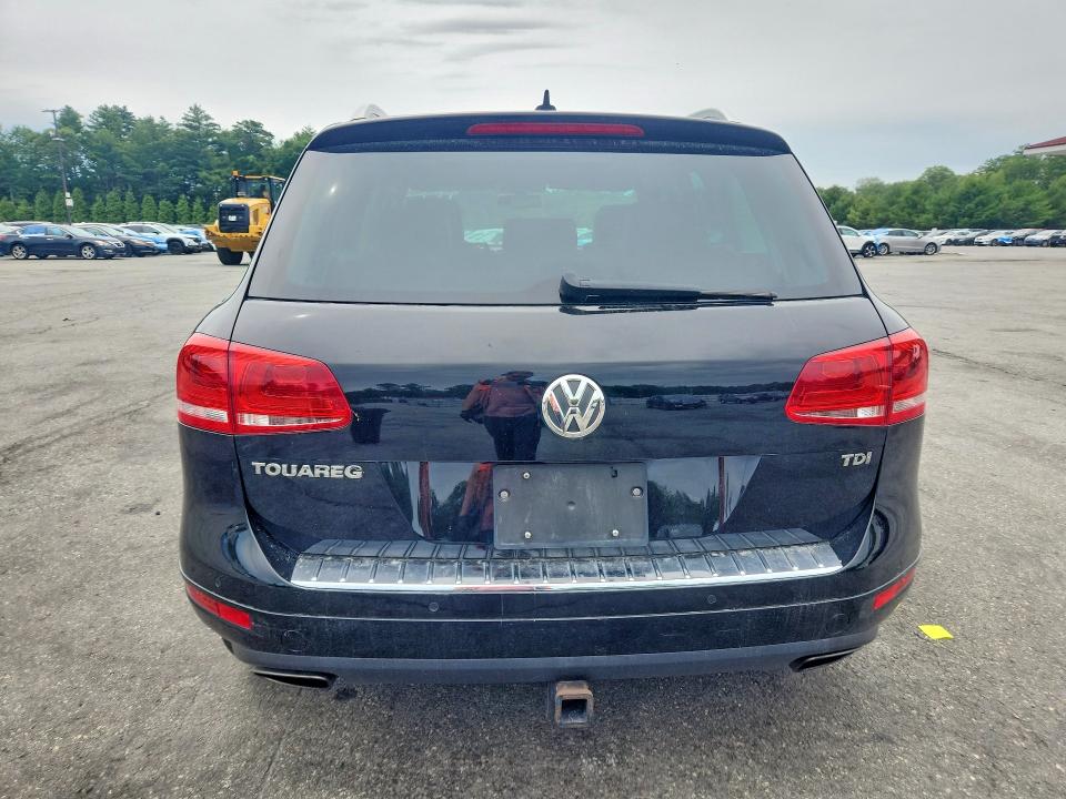 2012 Volkswagen Touareg მანქანა იყიდება აუქციონზე, vin: WVGFK9BP1CD005526, აუქციონის ნომერი: 58185436