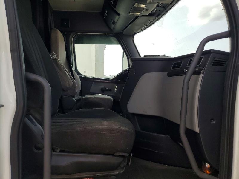 Продаж на аукціоні авто 2018 Freightliner Cascadia 126, vin: 3AKJHHDR4JSJM2627, номер лоту: 58318496