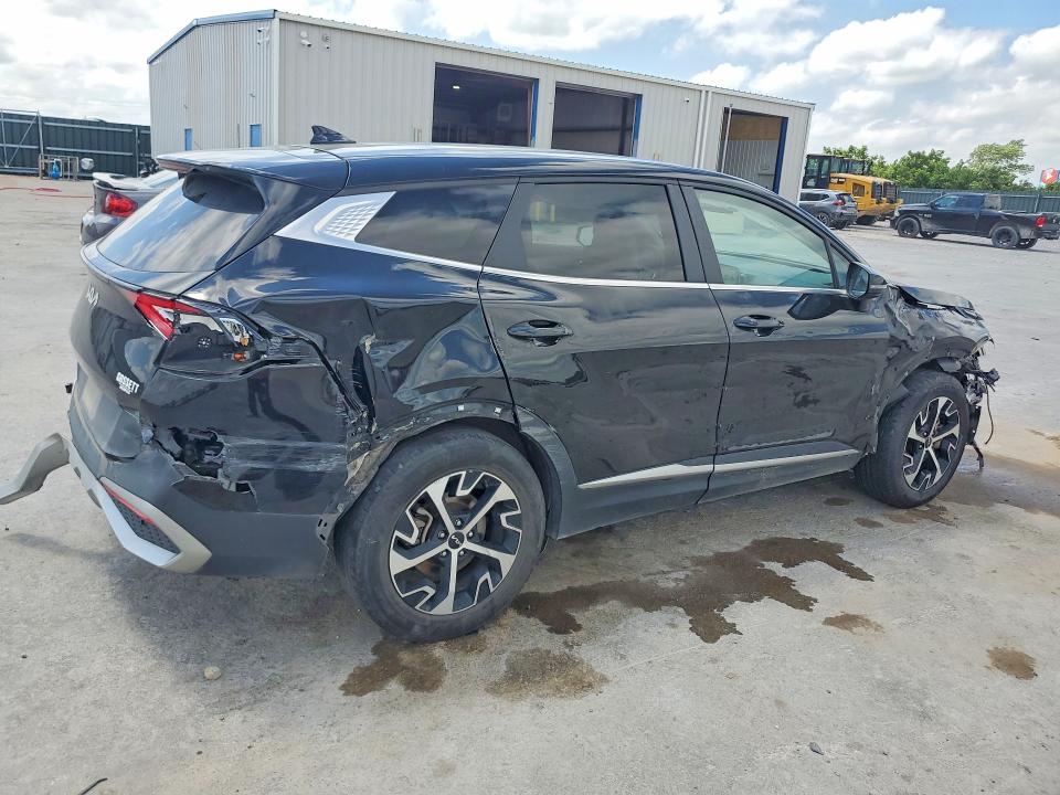 Продажа на аукционе авто 2023 Kia Sportage, vin: 5XYK33AF3PG002818, номер лота: 57664986