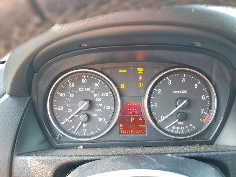 56606106 :رقم المزاد ، WBAVL1C52FVY29204 vin ، 2015 Bmw X1 مزاد بيع