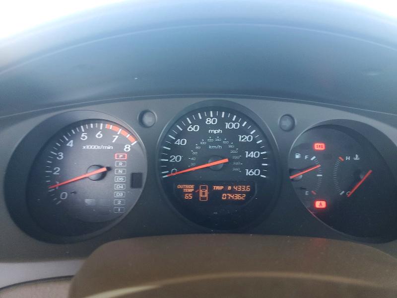 58470046 :رقم المزاد ، 19UYA42471A022212 vin ، 2001 Acura 3.2cl مزاد بيع
