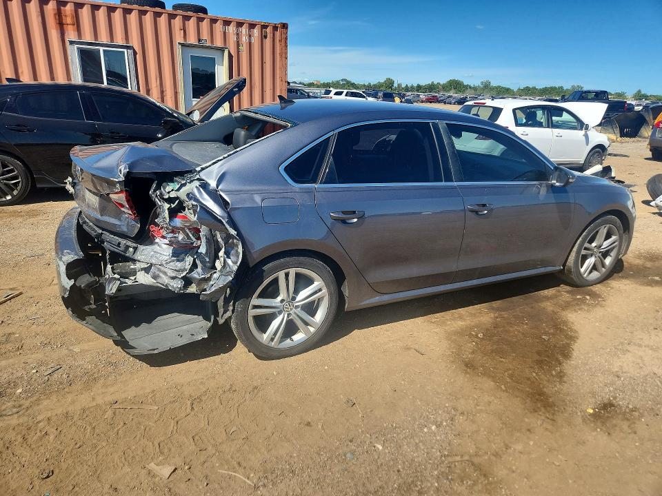 2012 Volkswagen Passat მანქანა იყიდება აუქციონზე, vin: 1VWBP7A31CC051173, აუქციონის ნომერი: 58269596
