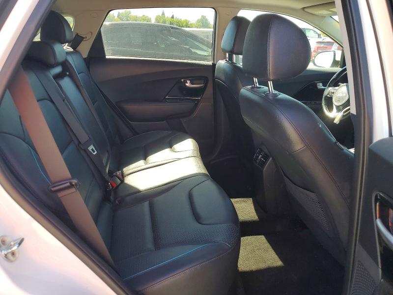 57400026 :رقم المزاد ، KNDCE3LG6N5147622 vin ، 2022 Kia Niro مزاد بيع