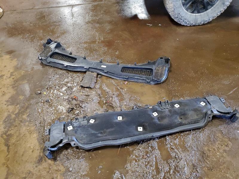 2018 Ford Escape მანქანა იყიდება აუქციონზე, vin: 1FMCU9HD0JUC33735, აუქციონის ნომერი: 57887746